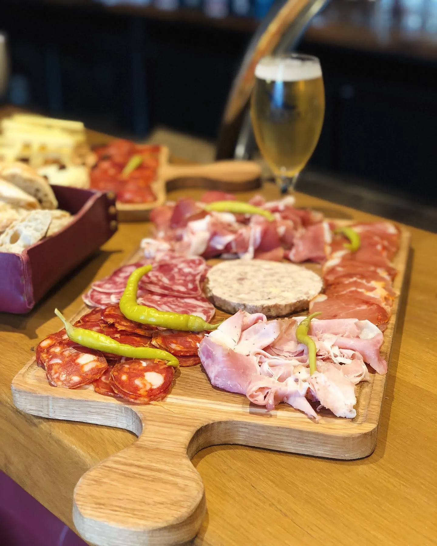 Molly's Pub Biarritz · les planches à partager