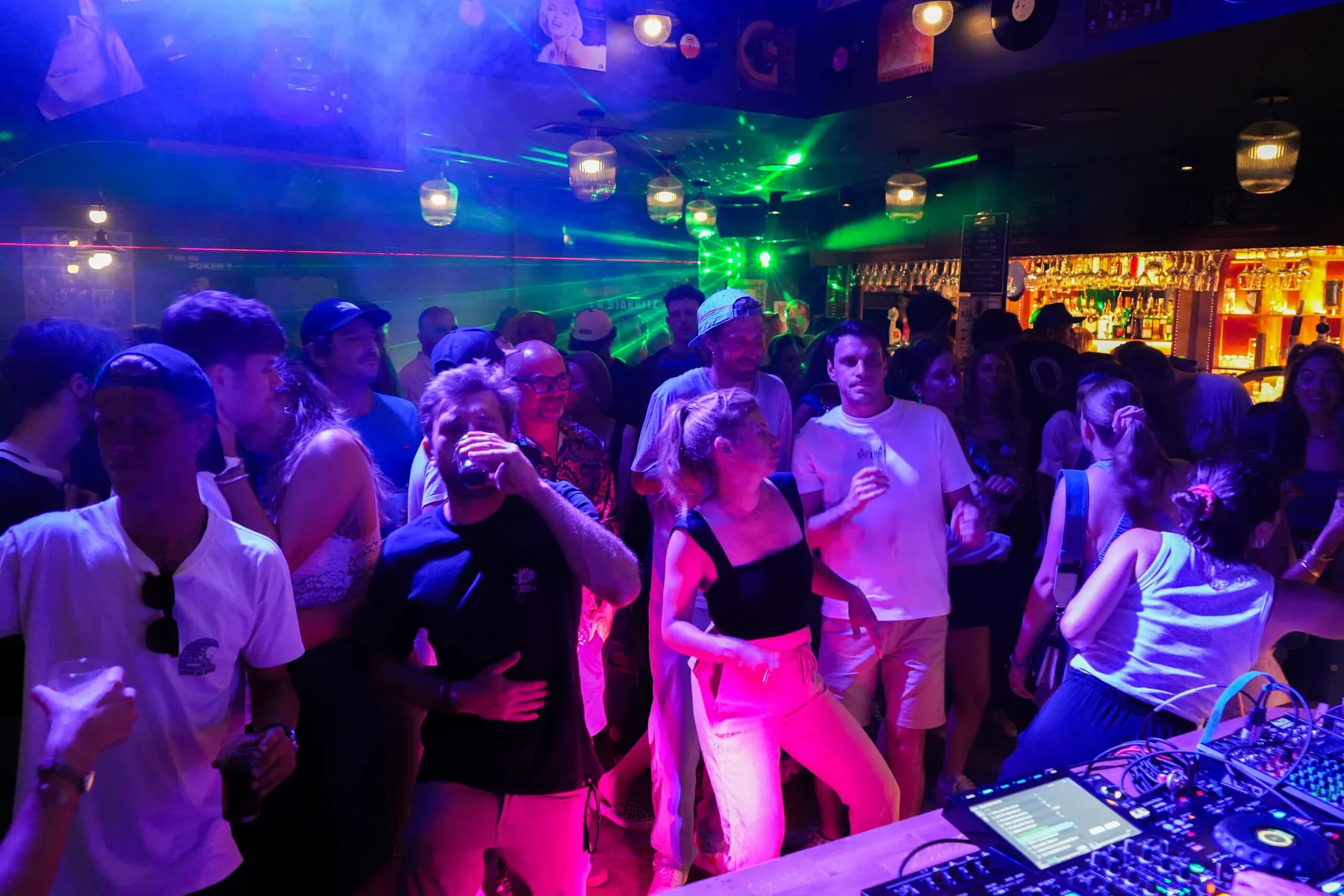Molly's Pub Biarritz · une soirée au pub