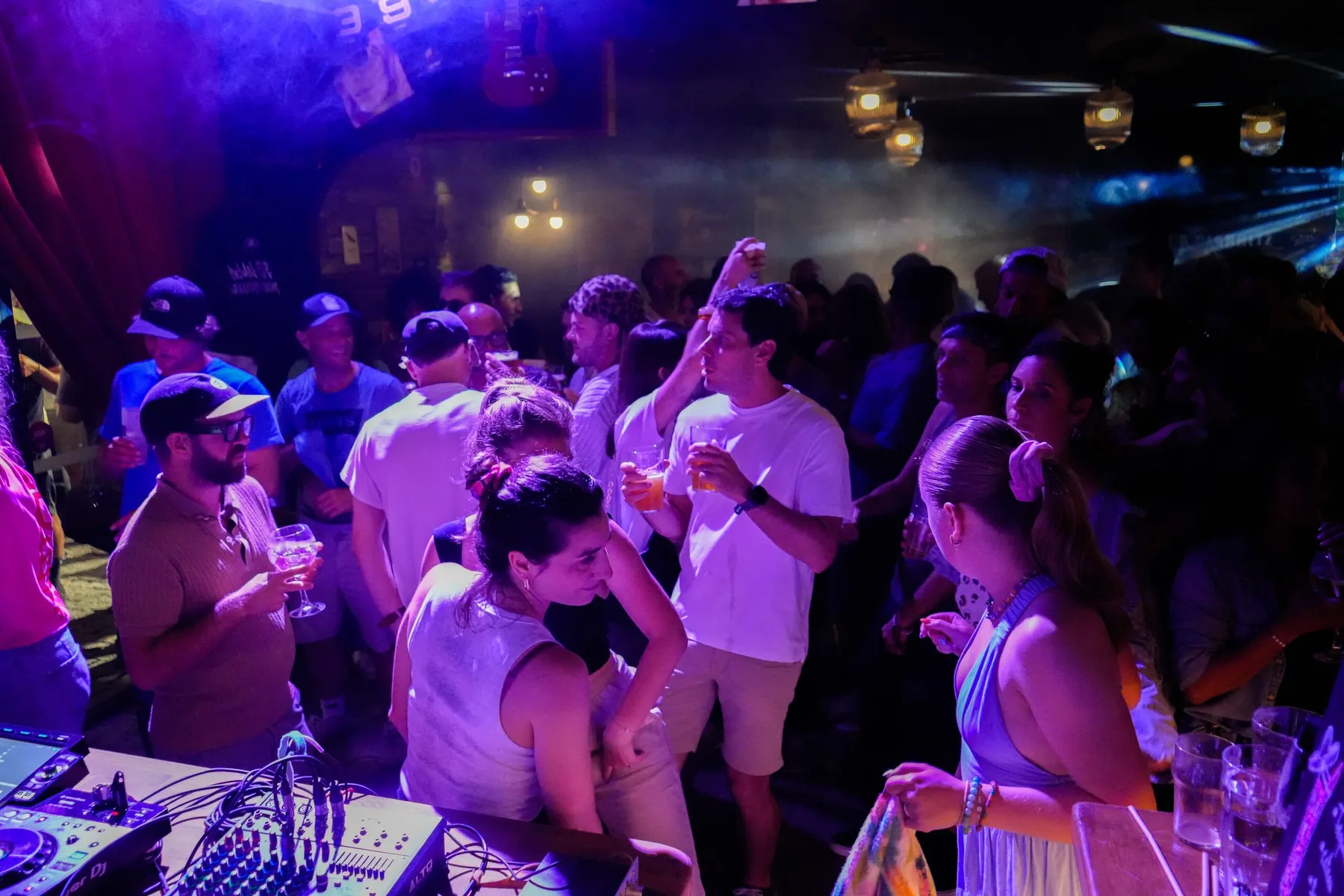 Molly's Pub Biarritz · une soirée au pub