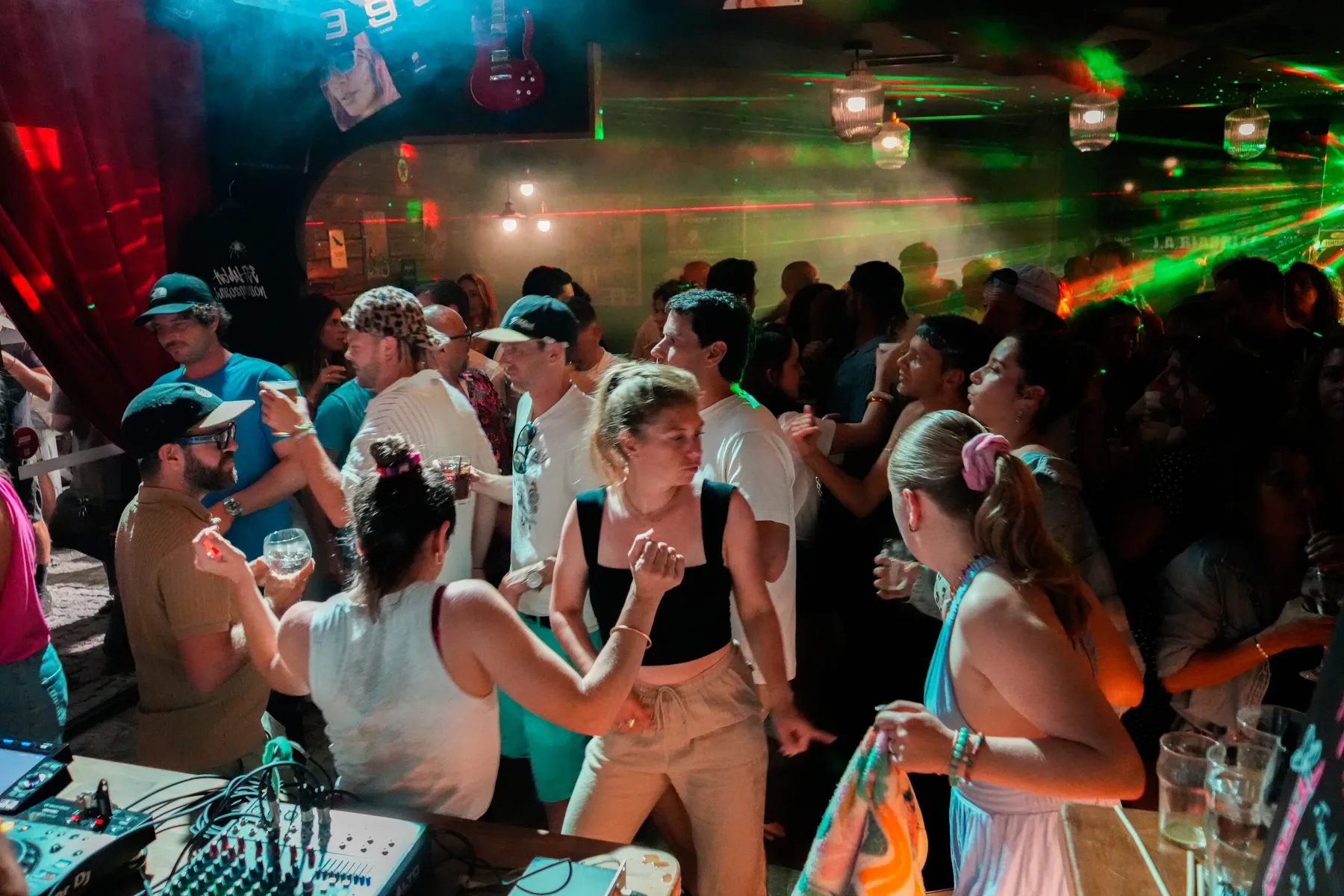 Molly's Pub Biarritz · une soirée au pub
